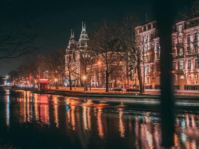 Asmetedã - Holanda