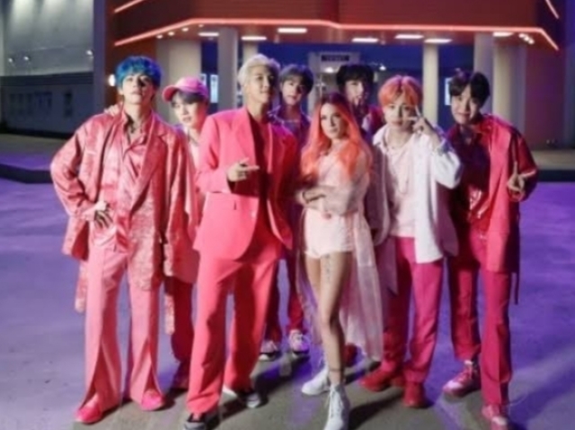 Boy with Luv/BTS