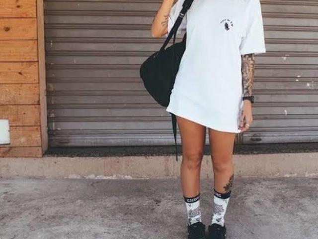 camisetão + shorts