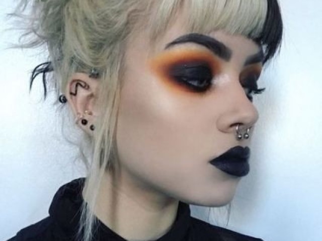 uma coisa mais PÁ, com esta make vou filtra os olhos dele em meu rosto, ele ama e girls pq ele tmb é um e boy ent vai amar ksks♡