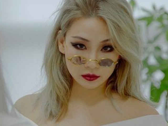 CL(2ne1)