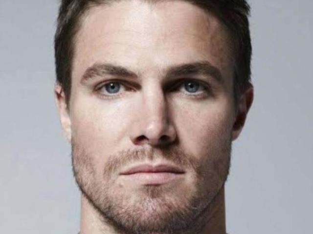 Stephen Amell