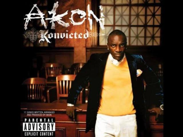 jĂĄ coloca no banho pra dar aquela animada com o criador dos maiores hits dos anos 2000 #ondeandaakon