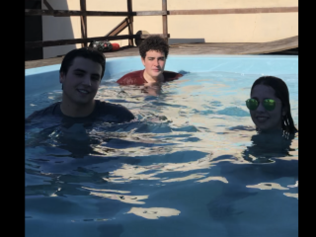 gravar tik tok na piscina