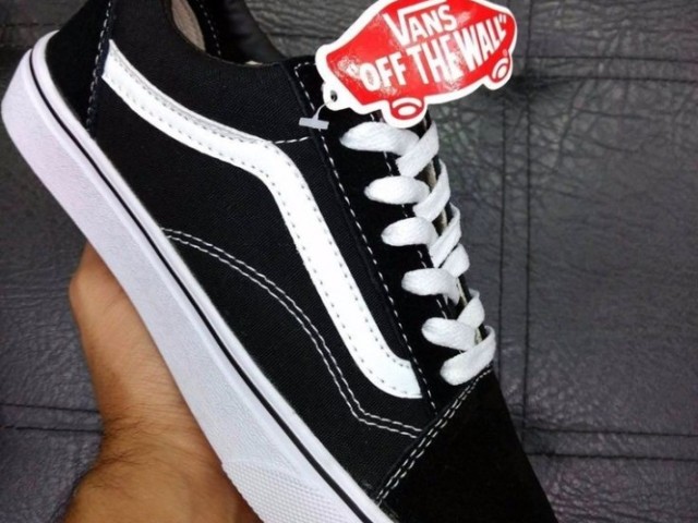 Vans preto