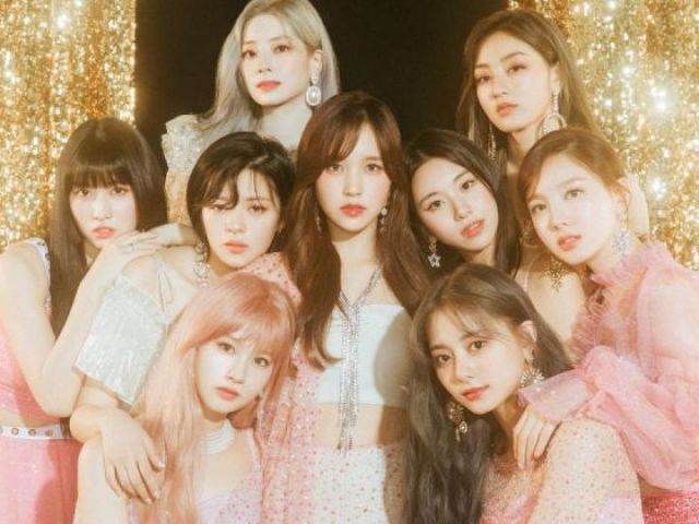 Sem ser grossa mas.. OQUE VOCÊ TA FAZENDO AQUI? VAI PESQUISAR MAIS SOBRE AS MENINAS E SOBRE O GRUPO HUM. 🤦♀️💜
