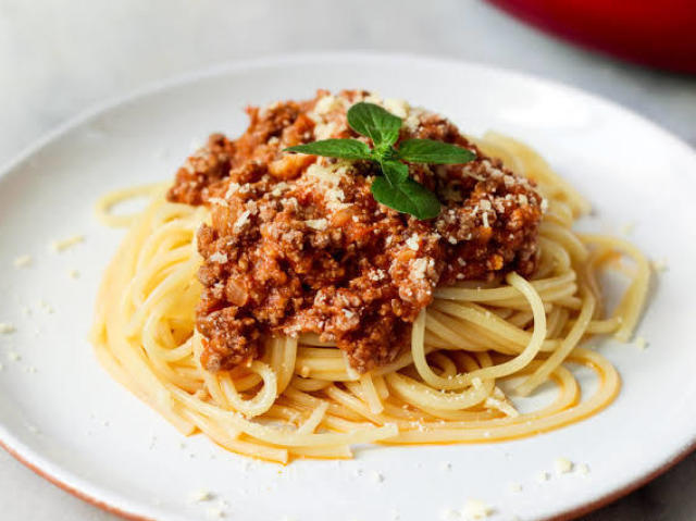 Macarrão com molho vermelho