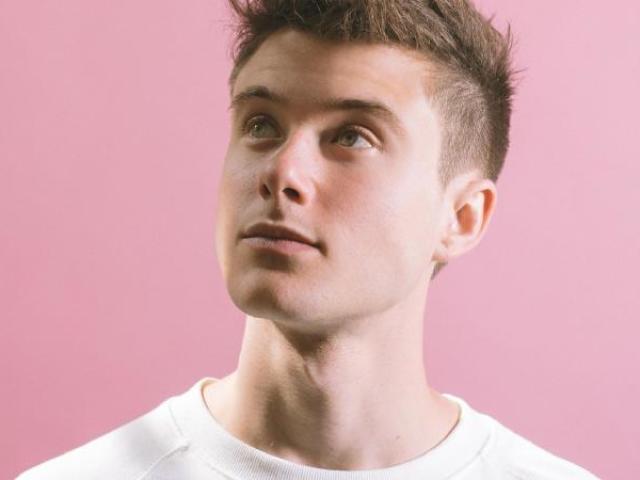 Alec Benjamin