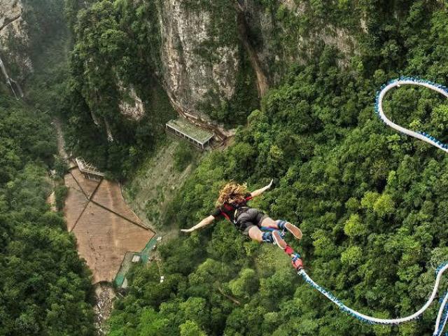 Bungee jump