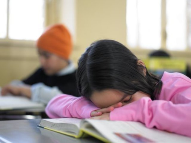 Dormir em sala de aula