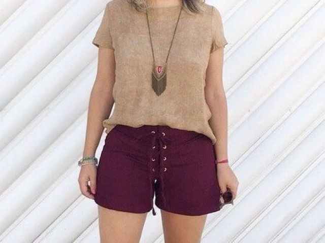 uma blusa e short look 2