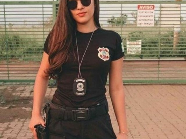 Policial