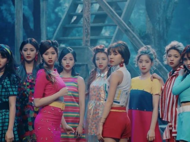 Signal (TWICE)