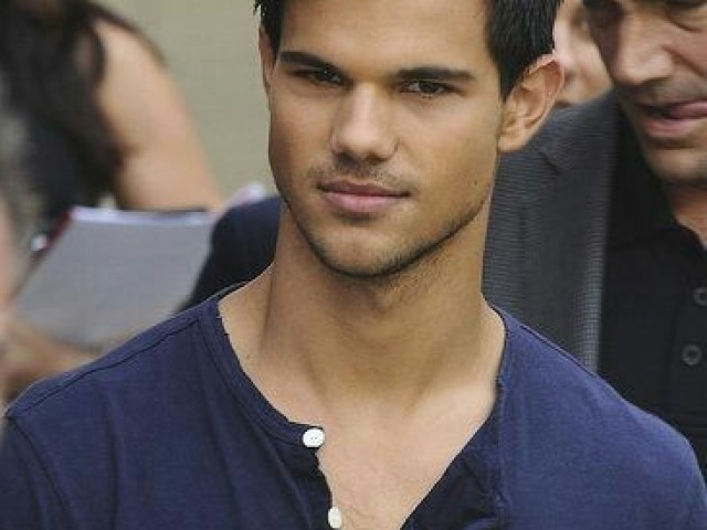 taylor lautner