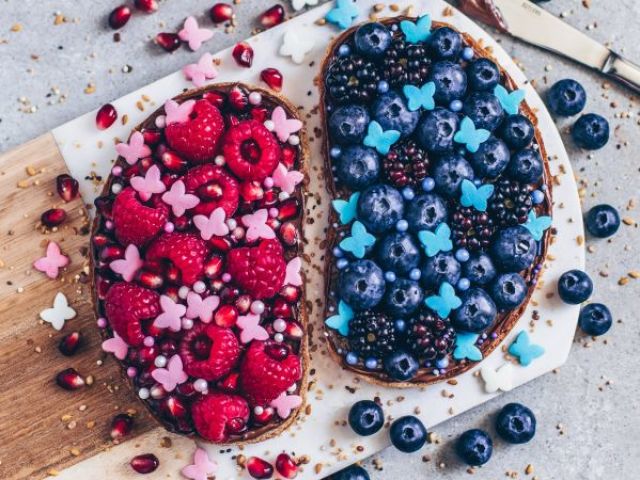 Torrada com frutas e chocolate!