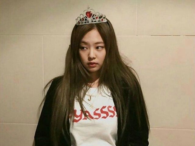 JENNIE ESSA PRINCESA !!!