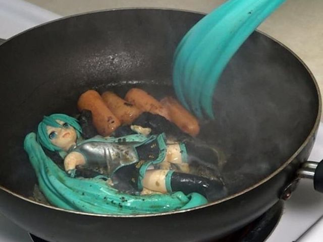 o bagulho é comer a waifu man