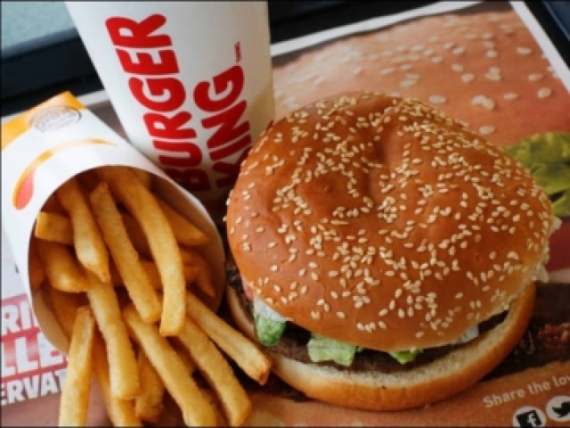 Pediram um lanche no burger king