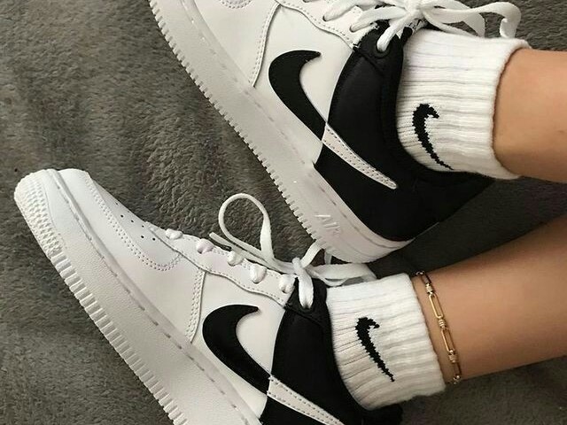 Tenis