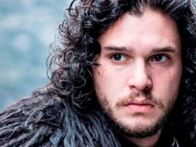 o ator do jon snow eu n sei o nome dele desculpa