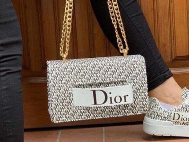 Dior