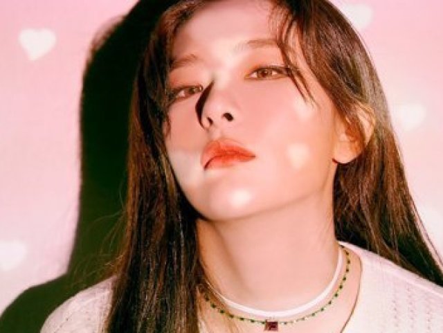 Seulgi
(Red Velvet)
