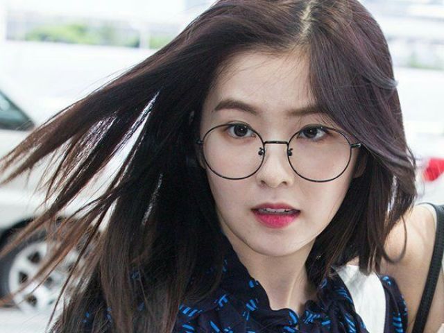 Irene 

(Red Velvet)