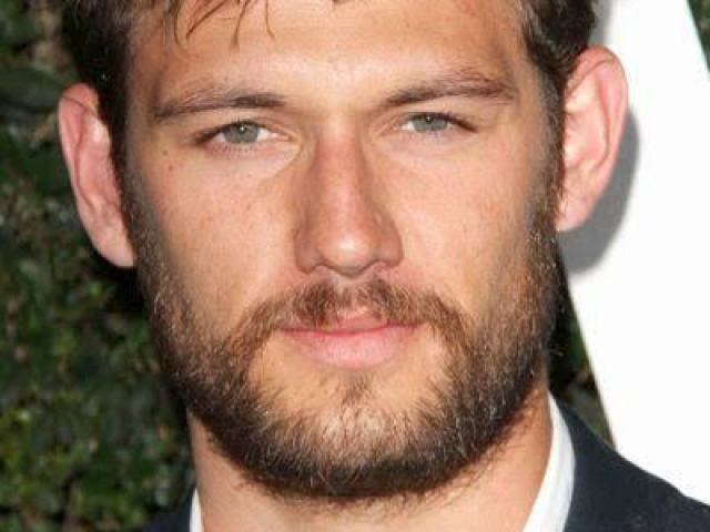 Alex Pettyfer