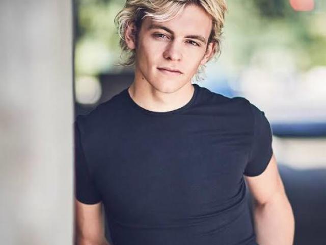 Ross Lynch