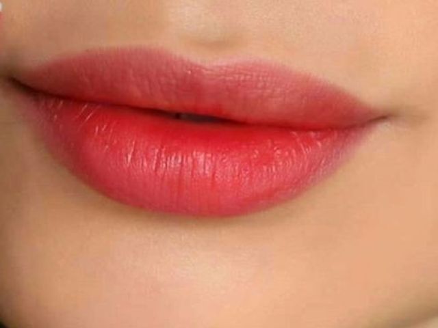 só um lip tint