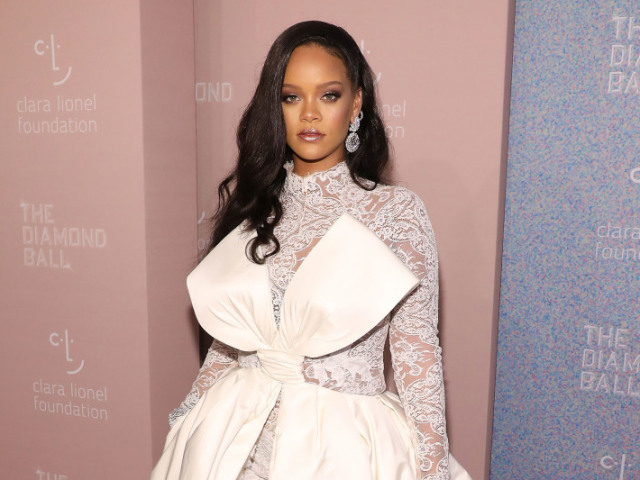 Rihanna!