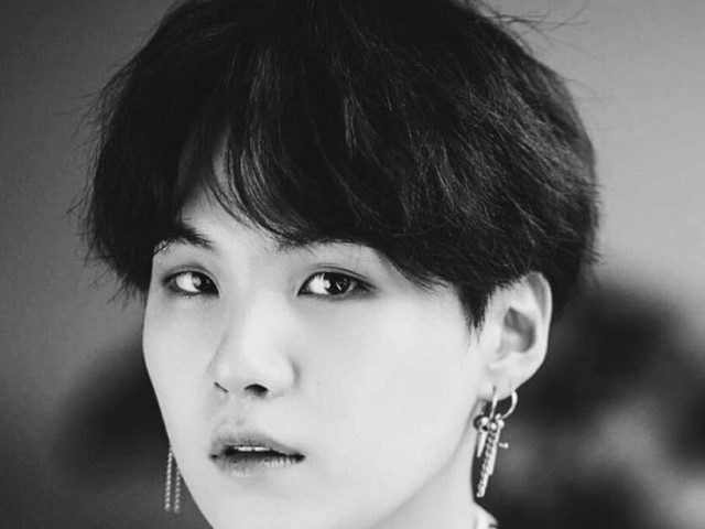 Min yoongi (suga)