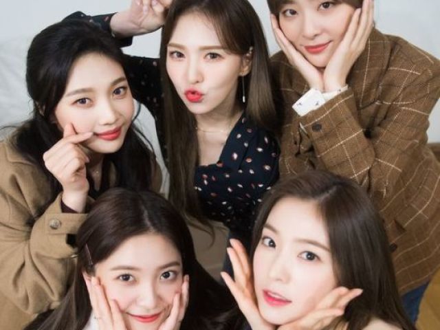 RED VELVET