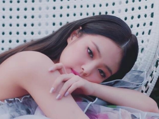 SOLO(JENNIE)