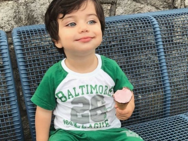 Um menino💙