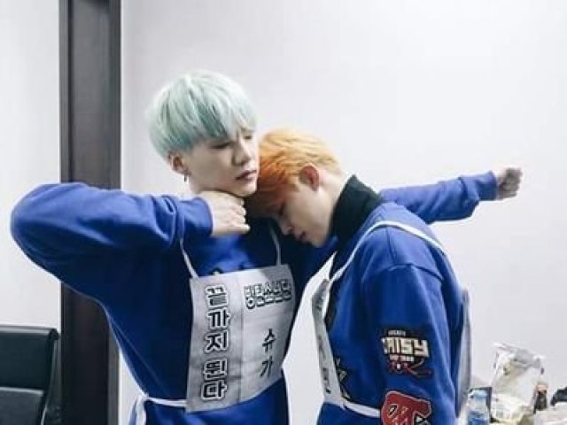 Yoonmin
(mds meu OTP gostoso kkk)