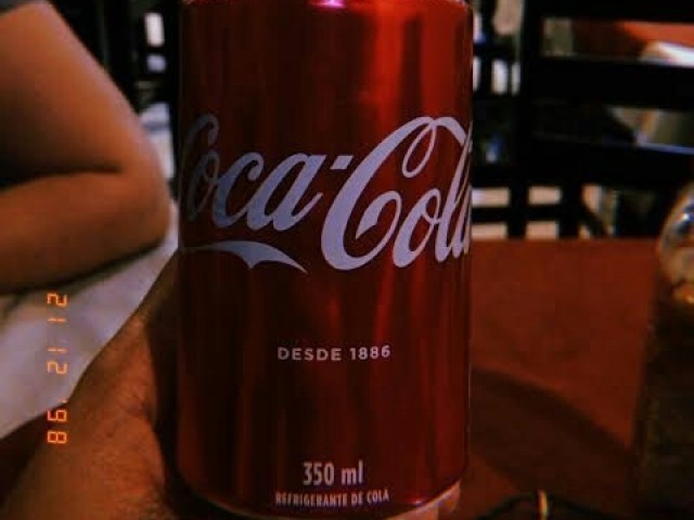 Refrigerante
(Não precisa ser o da foto)
