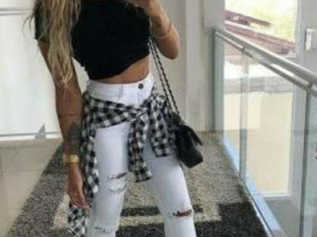 Calça e blusa ...
Básico mas lindo