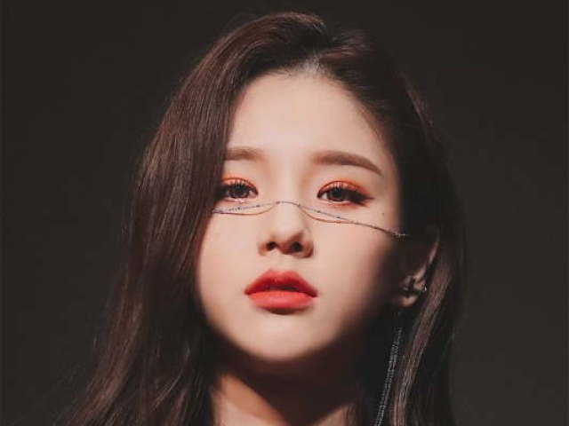 Heejin (LOONA)