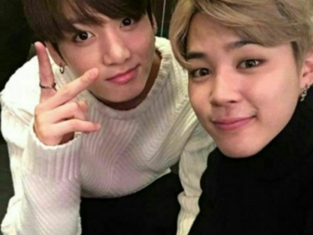 Aaamoooo!!!Sou Army de ponta!Amo ver o jimin e o kook de tanquinho!!!Aaaah!!!♥