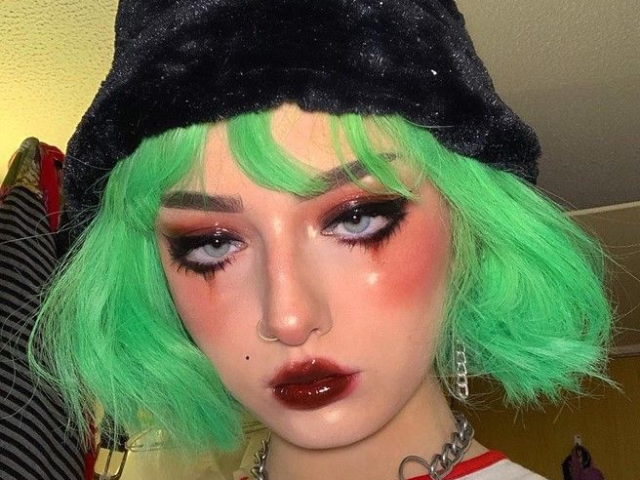 Noelle🦠
- e girl
- gosta de te maquiar
- ama maquiagem