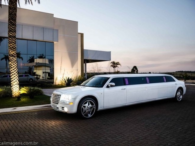 Contratou uma limousine.