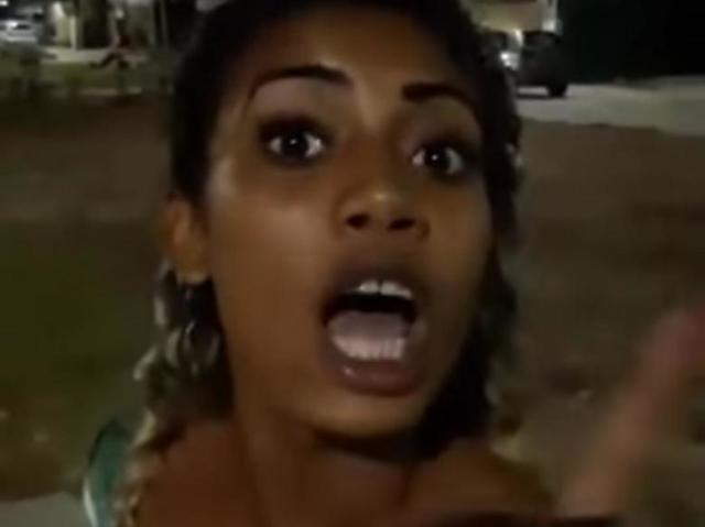 Ei mana duas coisa que eu não me afroxo é pra mulher e pra viado.
