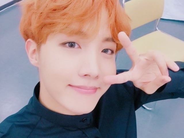 orange hair do hobi