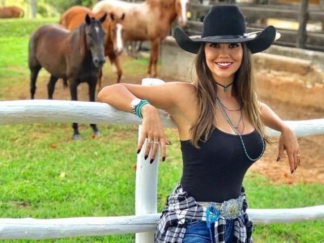 Cowgirl 🐎