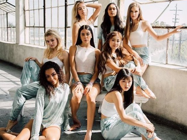 Jogo Quiz Now United: Qual das meninas seria você? no Jogos 360