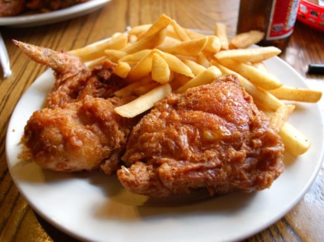 Frango Frito (Fried Chicken)