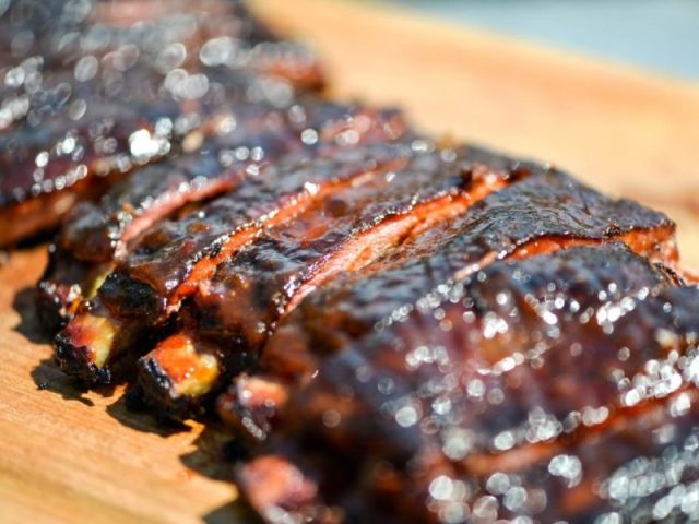 Costela ao Molho Barbecue (Barbecue Ribs)