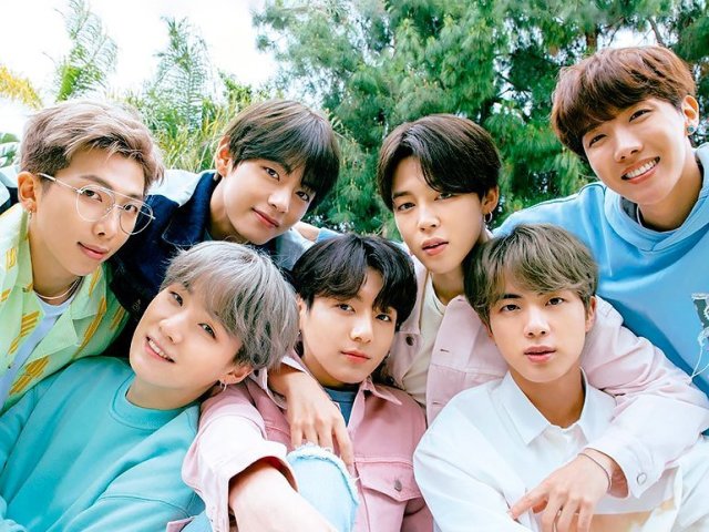 Com Qual Membro Do BTS Você Vai Sair?