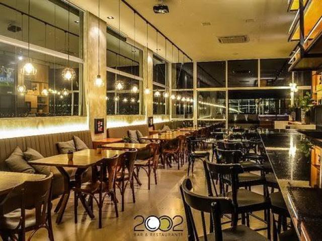 Restaurante, o que seria melhor do que comer e conversar?